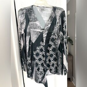 Green and Gray abstract top with cami size M